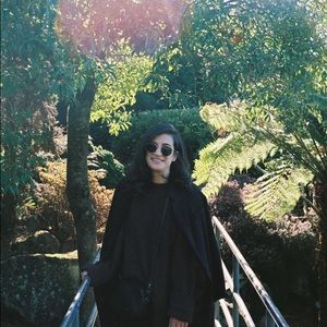 Meet your Posher, Josiane